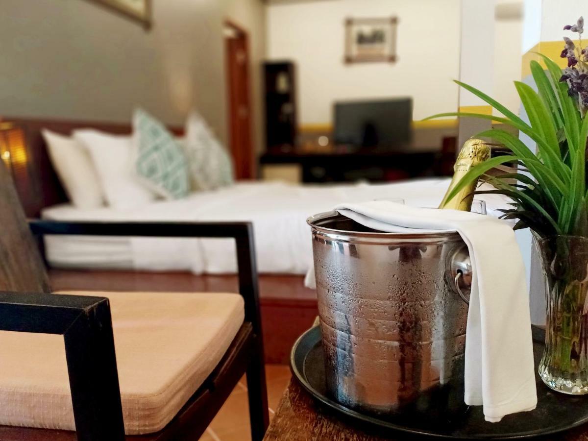 Sanctuary Hotel Luang Prabang Zewnętrze zdjęcie